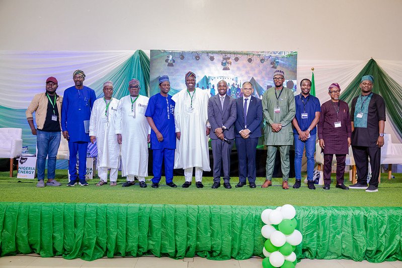 54657052264_18389476a3_c